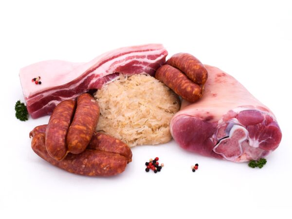 Choucroute complète (chou + diots fumés + jambonneau + poitrine)