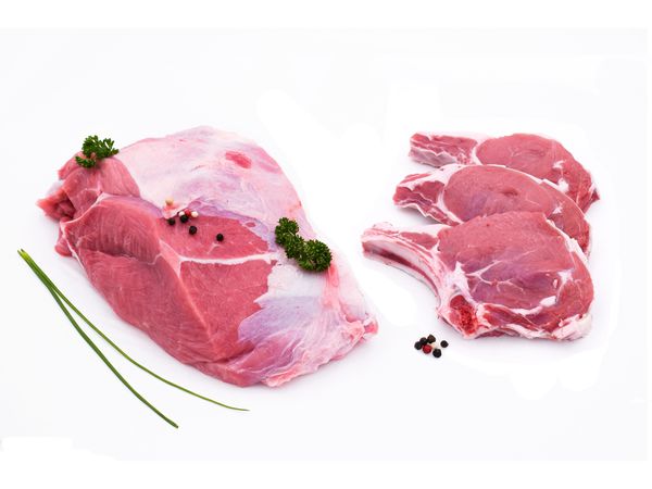 Rôti épaule de veau 1,5 kg + 10 côtes ** de veau